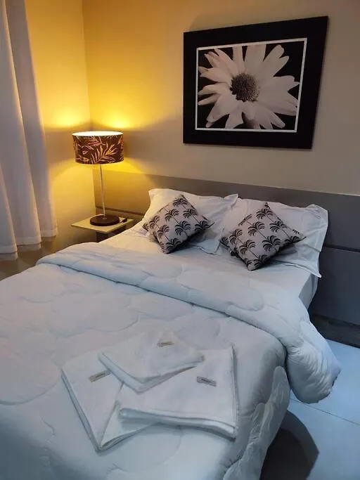 Apartamento Flat Mar 2 Quartos A 400M Da Praia Do Forte Cf Cabo Frio Brasil